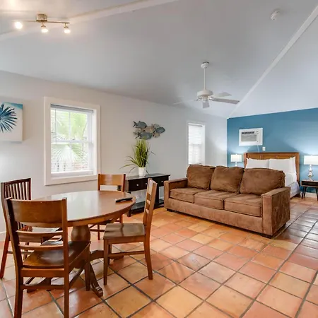 Seagull Suite - Southernmost Sanctuary